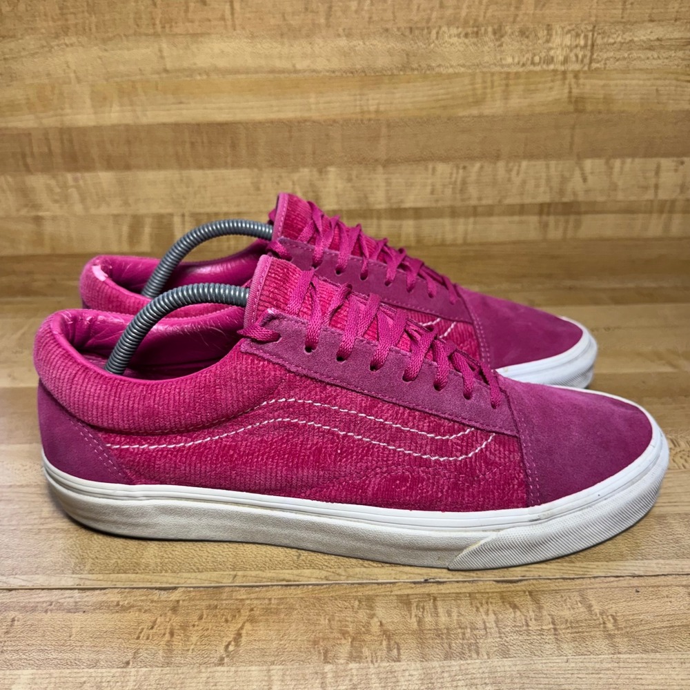 Vans Old Skool Fuchsia Pink Corduroy chenille Sneakers Mens 11.5 Low Skate Shoe